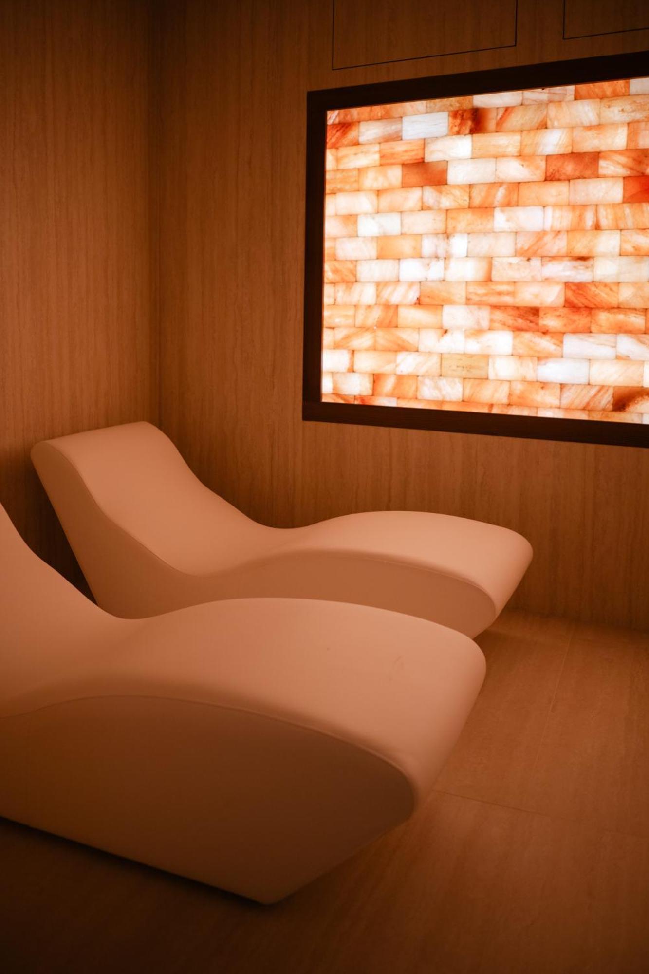 Emme Palace & Hotel 4*